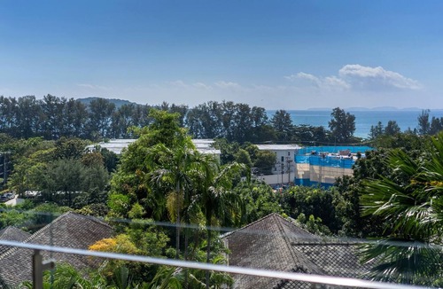 Rawai Apartment | Apartment with Sea View and Hot Tub on Balcony