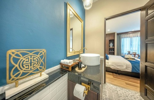 Anusawari Hotel | Aphirom Hometel