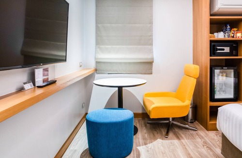 Samsen Nok Apartment | Aqua Bliss nearby MRT Sutthisan