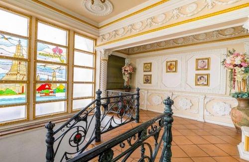 Wang Burapha Phirom Hostel | Art Hotel Sanamchai