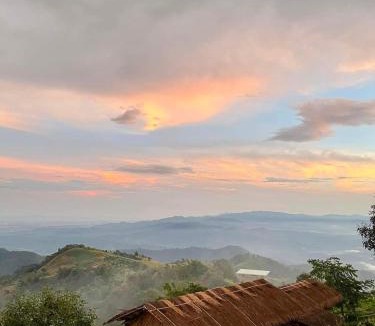 Mae Suai House | ASA Private Homestay - บ้านนายพราน แนววินเทจ
