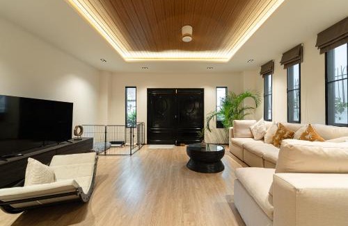 Asoke House | Asok house Sukhumvit27 Free BF