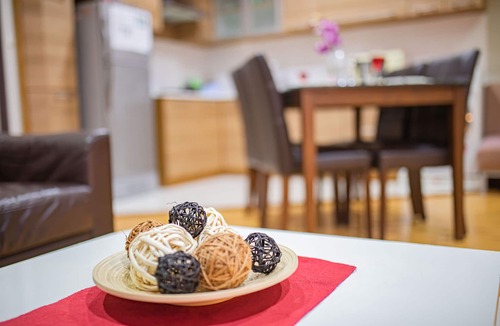 Bangkok Central Business District House | Asok Terminal 21 2BR@BTS/MRT Pool/Netflix 市中心购物中心B