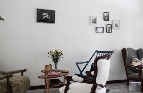 Asoke Bed & Breakfast | Aster 9 House