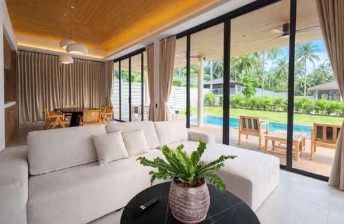 Wok Tum Villa | AVA Axis Villa