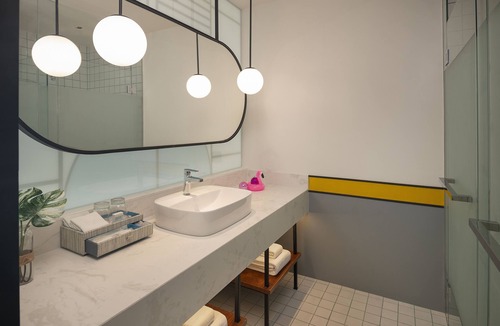 Chaweng City Center Hotel | Avani Chaweng Samui Hotel & Beach Club - Adults Only