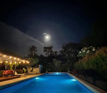 Ko Lanta Resort | BAAN CHAINARONG