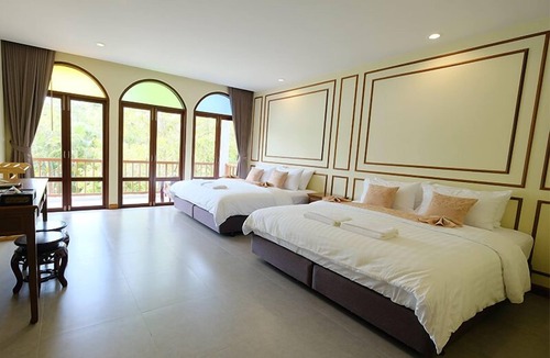 Khlong Khut Hotel | Baan Imm Sook Resort
