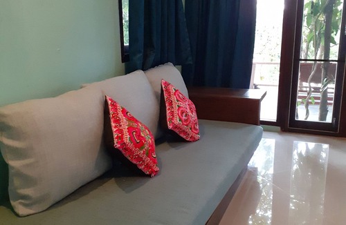 Ranong House | Baan Klong Kleng