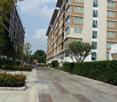 Nong Kae Apartment | Baan Koo Kiang by Sudarat
