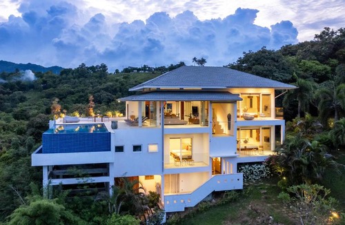 Bophut Hills Villa | Baan Kuno 5BR Private Villa with Panoramic Views