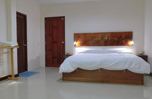 Kaeng Krachan Resort | Baan Maka Nature Lodge