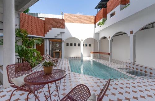 Phuket Hostel | Baan Old Town Boutique Stay, Phuket Town