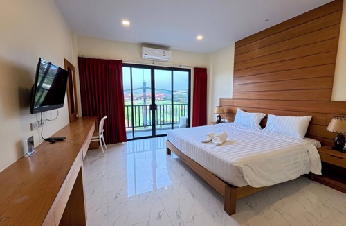 Chalong Hotel | Baan Phu Chalong Place