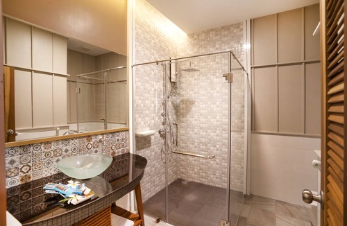 Nong Bua Hotel | Baan Rim Ao