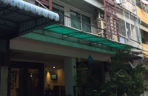 Bangkok Central Business District Hotel | Baan Sukhumvit Soi 18