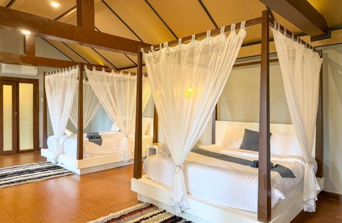 Talingchan Hotel | Baan Sunset Cove Krabi