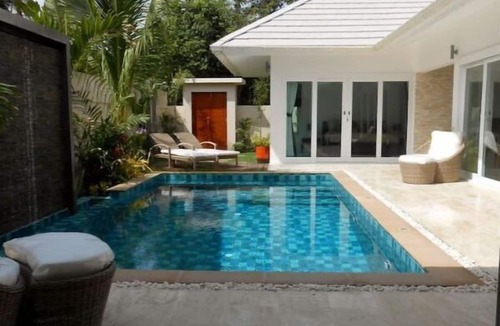 Mae Nam Villa | Baan Tai Tara 4 Contempory villa with private pool, close to the beach