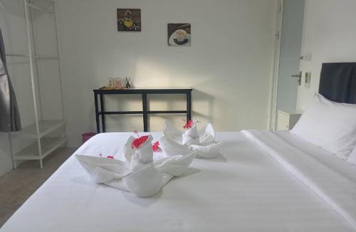 Ko Mak Hostel | Baan TaLay Hostel