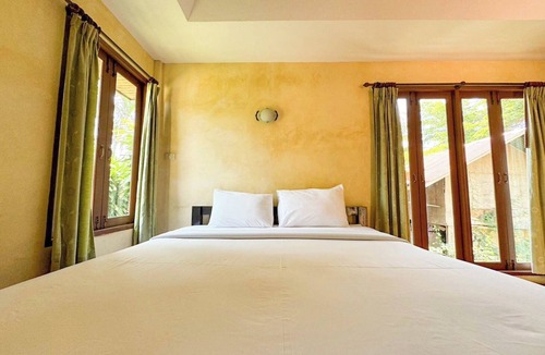 Pak Nam Pran Hotel | Baanbali Beach Resort