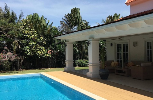 Nong Kae House | Balinese Villa with private pool