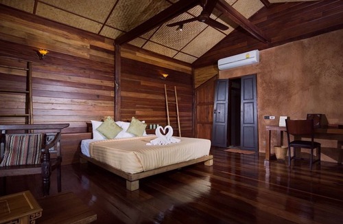 Nang Lae House | Bambuh - The Garden Stay