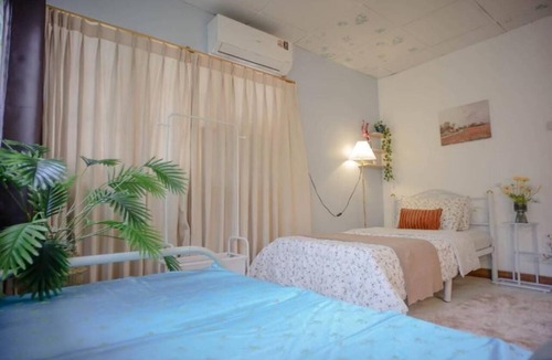 Ratchaprasong House | Ban Suanlum Guesthouse Bangkok