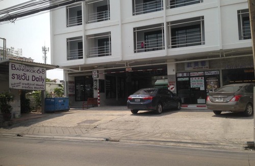 Din Daeng Hotel | Bangkok 68