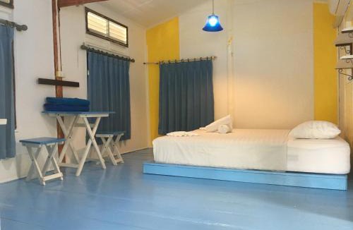 Bang Po House | Bangpo Village Tiny Country Beach House