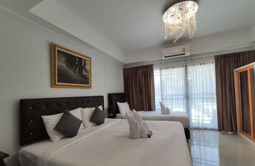 Wieng House | Bann Tawan Hostel Chiang Rai