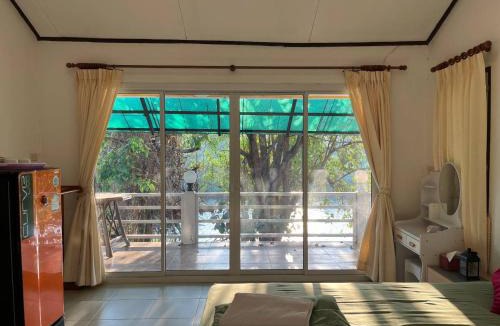 Kanchanaburi Resort | Bansuanmaenamบ้านสวนแม่น้ำ-บ้านริมน้ำA