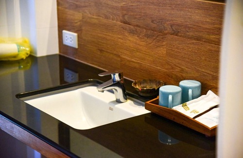 Sawankhalok Hotel | Banthongna