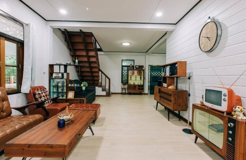 Prachuap Khiri Khan Bed & Breakfast | Banya BnB