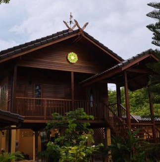 Thong Krut House | BANYASAMUI Wooden House, Sauna, Cold & Hot Bath in Koh Samui