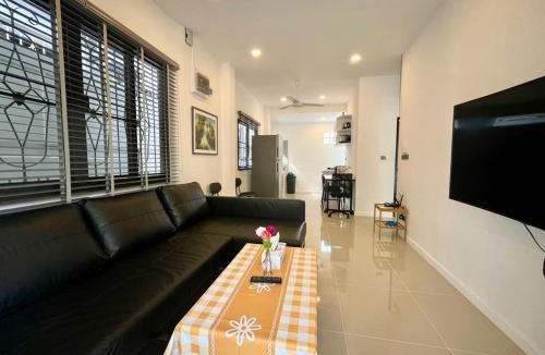 Kathu Villa | Bayok 11 - 2 Bedrooms 2 Bathrooms Villa Near Kathu Waterfall