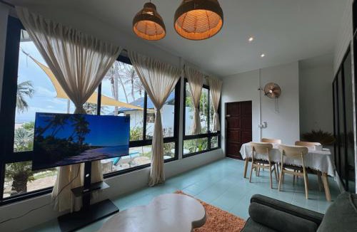 Chaloklum House | Beach front House