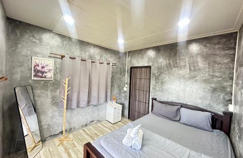 Baan Tai Hostel | Beach Yard Hostel