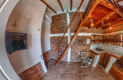 Pochomil House | Beachfront 1-of-a-kind house w/AC, Pool, Wifi