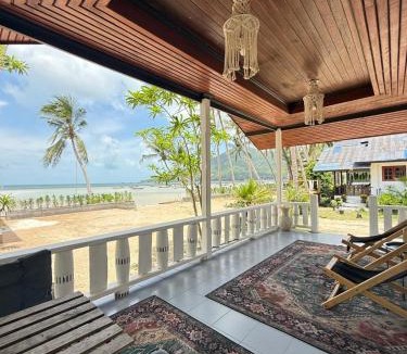Chaloklum House | Beachfront house in Chaloklum