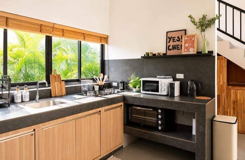 Srithanu House | Beachside Villa Pool 2 Suites Steps to Beach