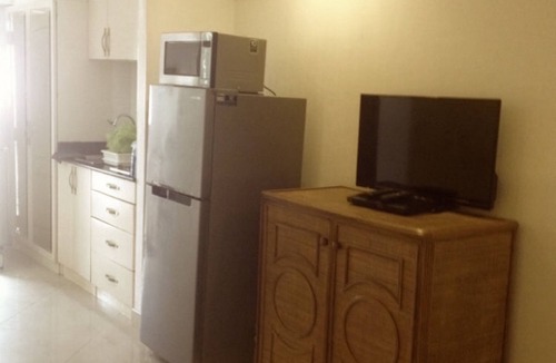 Pratumnak Hill Apartment | Beautiful Balcony Sea View with WOW Sunsets