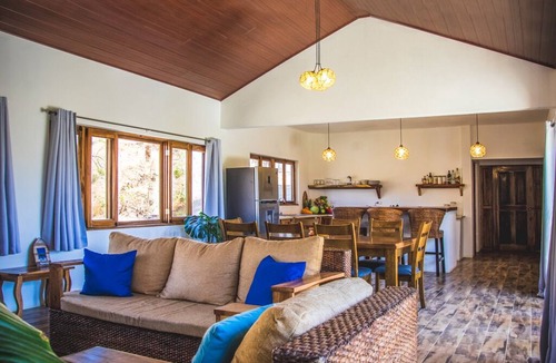 San Juan del Sur Villa | Beautiful Villa, 7 min walk from the breathtaking Playa Maderas, Nicaragua