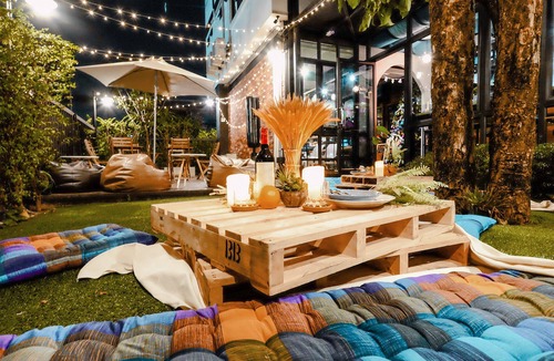 Lak Si Hotel | Bed in 8-bed Mixed Cabin Dorm With a Shared Kitchen and a Social Area