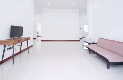 Chiang Rai Hotel | Bees Smile Hotel