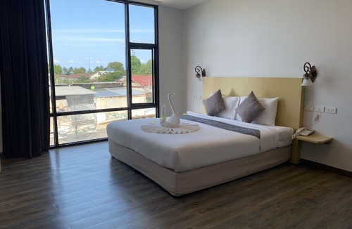 Chaweng City Center Hotel | Behind the Scene Hotel Club @ Samui