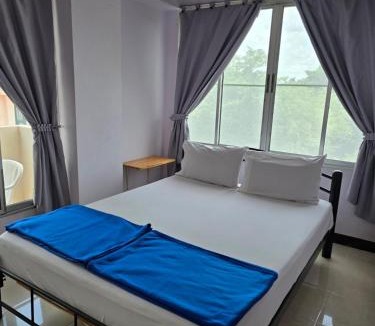 Wat Sam Phraya House | Bella Bella Riverview
