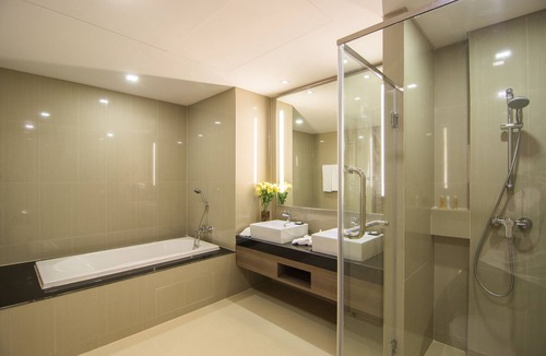 Khlong Kluea Hotel | Best Western Plus Wanda Grand Hotel