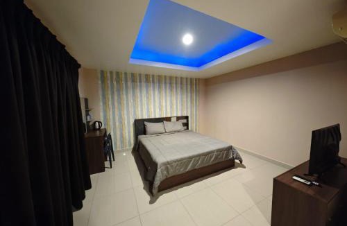 Pratumnak Hill Hotel | Blue Apartment