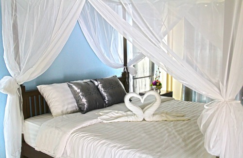 Thani Hotel | Blue House Sukhothai