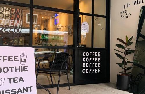 Pattaya Bay Hostel | Blue whale Hostel & Café